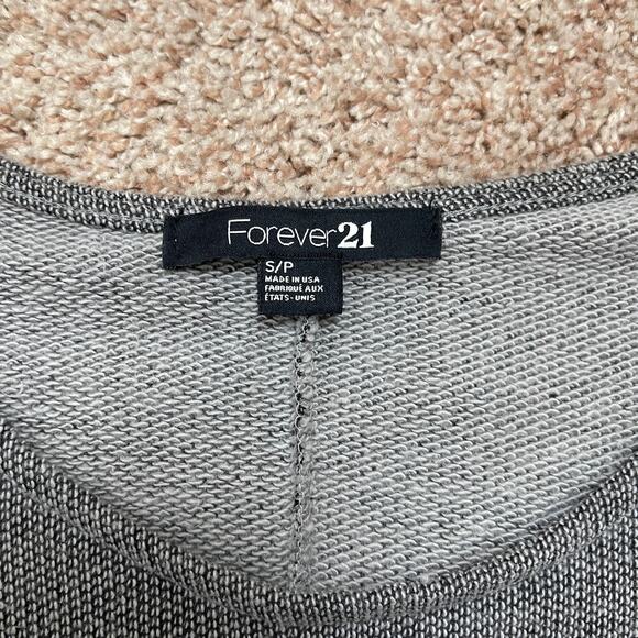 Forever 21 Grey Black Studded Short Sleeve Fringe Top Southwestern Oversized SM - Picture 11 of 16